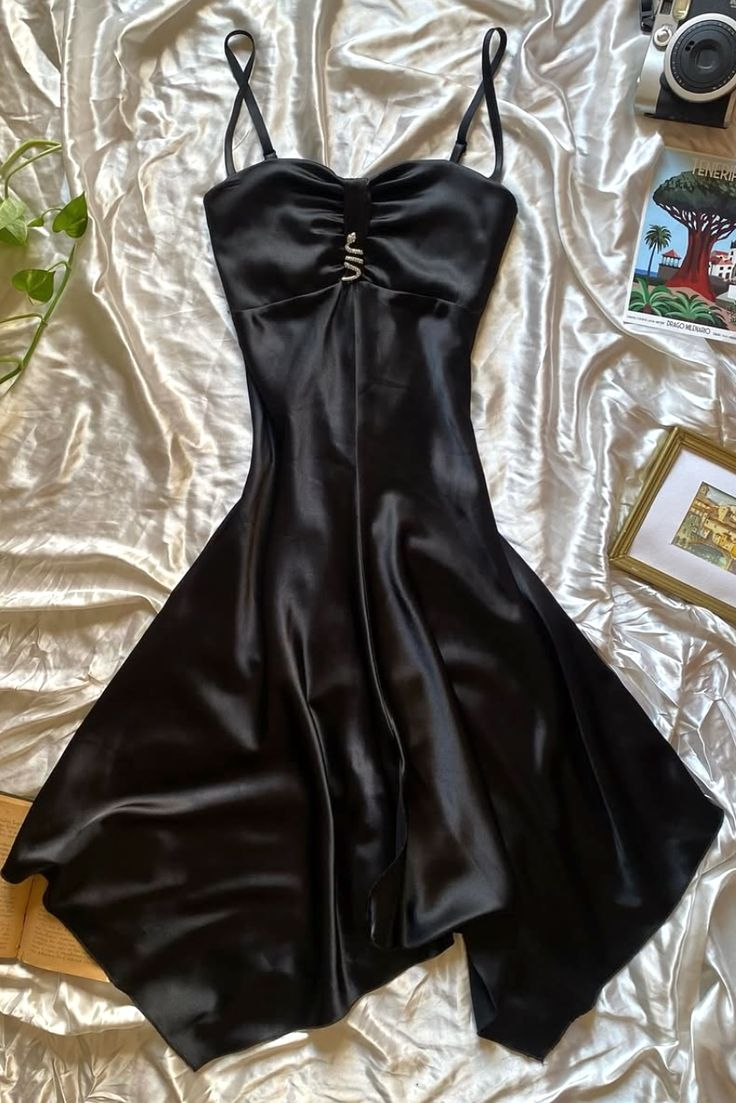 Fashion Black Satin Spaghetti Straps A Line Short Homecoming Dress Cocktail Dress