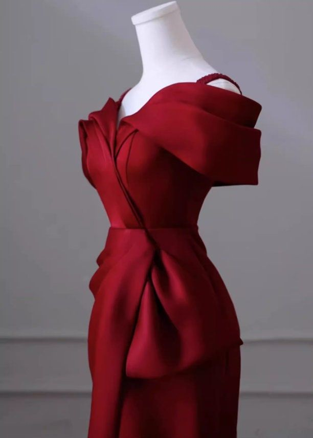 Elegant Red Evening Dress Women's Dress High-end Elegant Dress