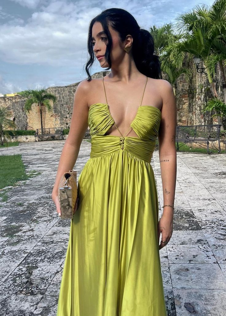 Chic Green Halter A Line Party Prom Dress