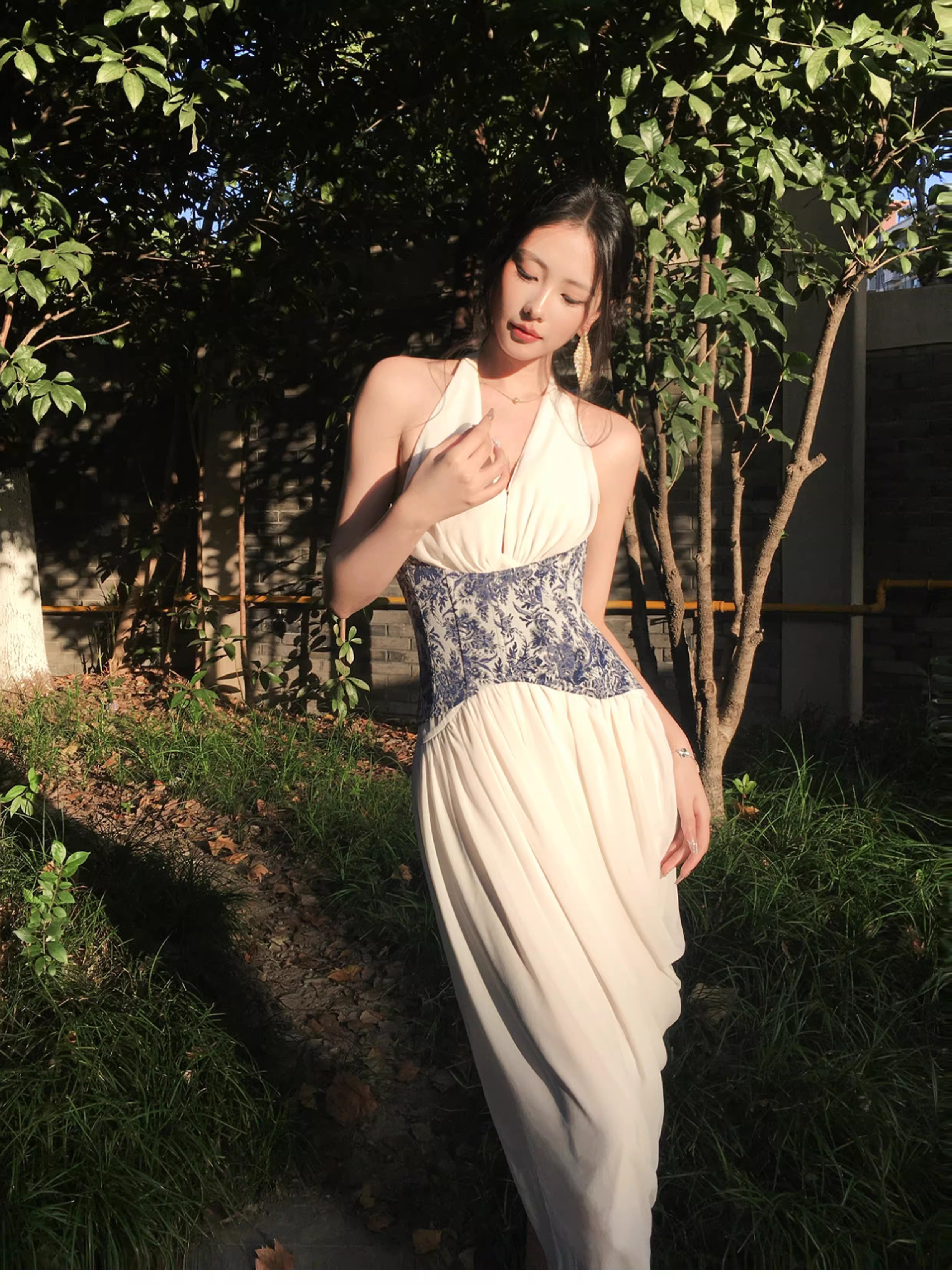 Unique Halter V Neck White Chiffon Pleated Long Prom Dress Birthday Evening Dress