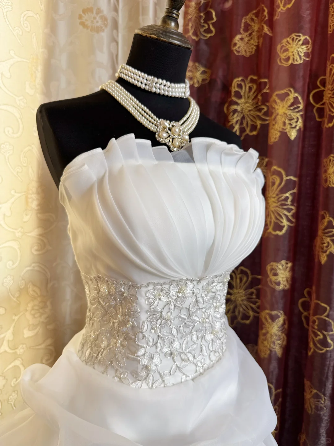 Classy Strapless White Tulle Pleated Sheath Short 19th Birthday Outfits Homecoming Dress