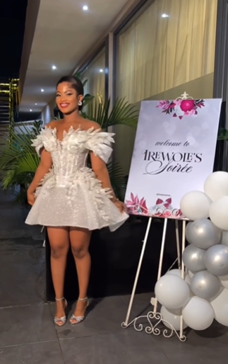Vintage Pearls Beaded Floral Short Cocktail Dress Birthday Dress White Off The Shoulder Homecoming Dress