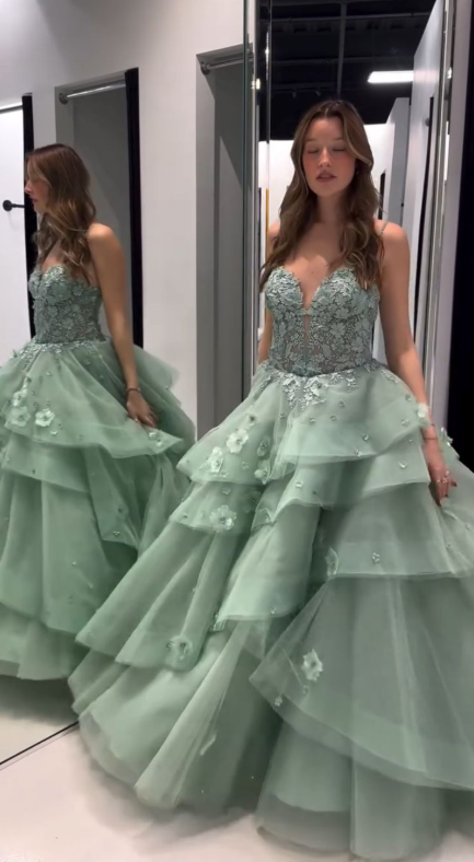 Classy Spaghetti Straps Green Tulle Appliques Layered Long Birthday Party Dress Evening Dress