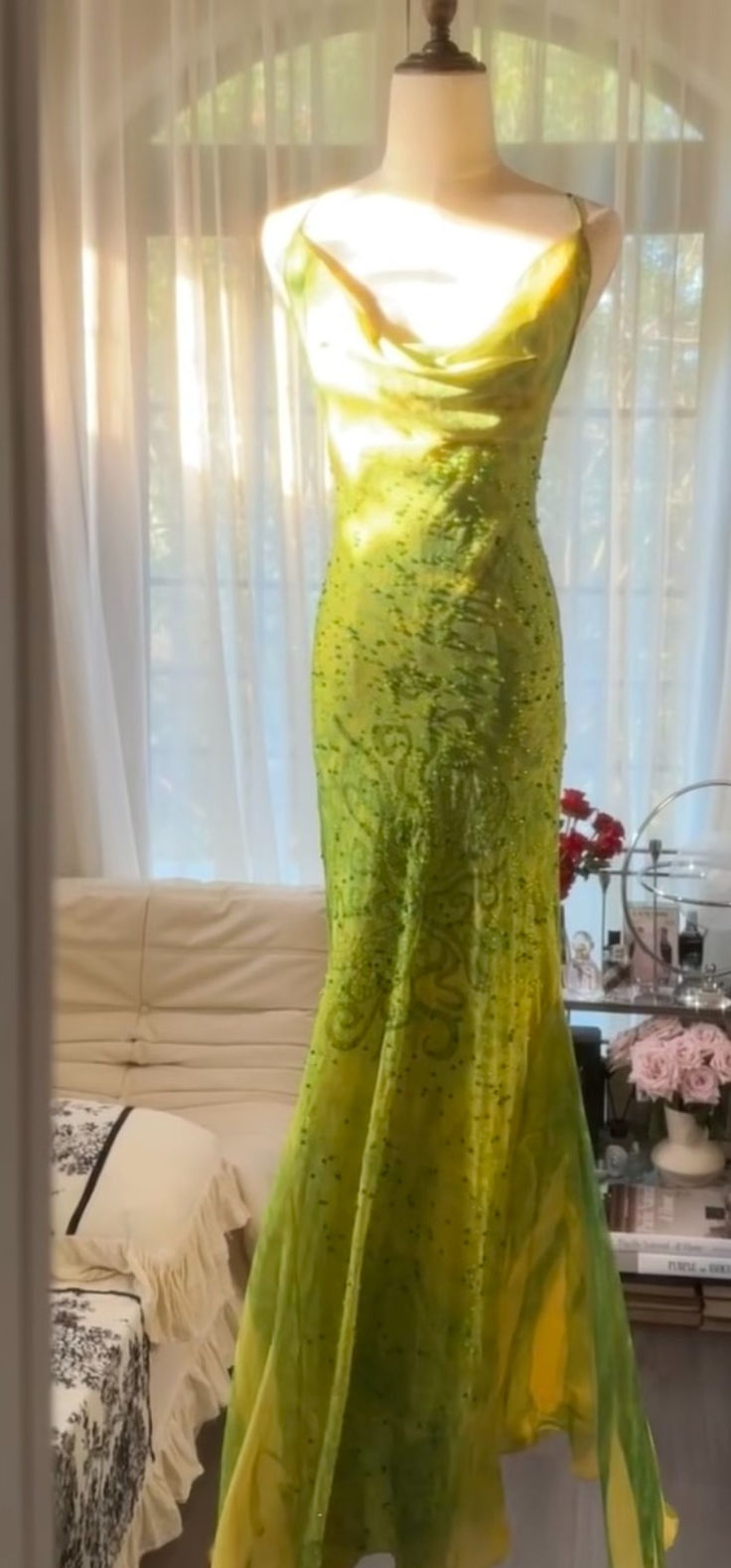 Charming Spaghetti Straps Green Chiffon Beaded Backless Mermaid Evening Dress Long Prom Gowns