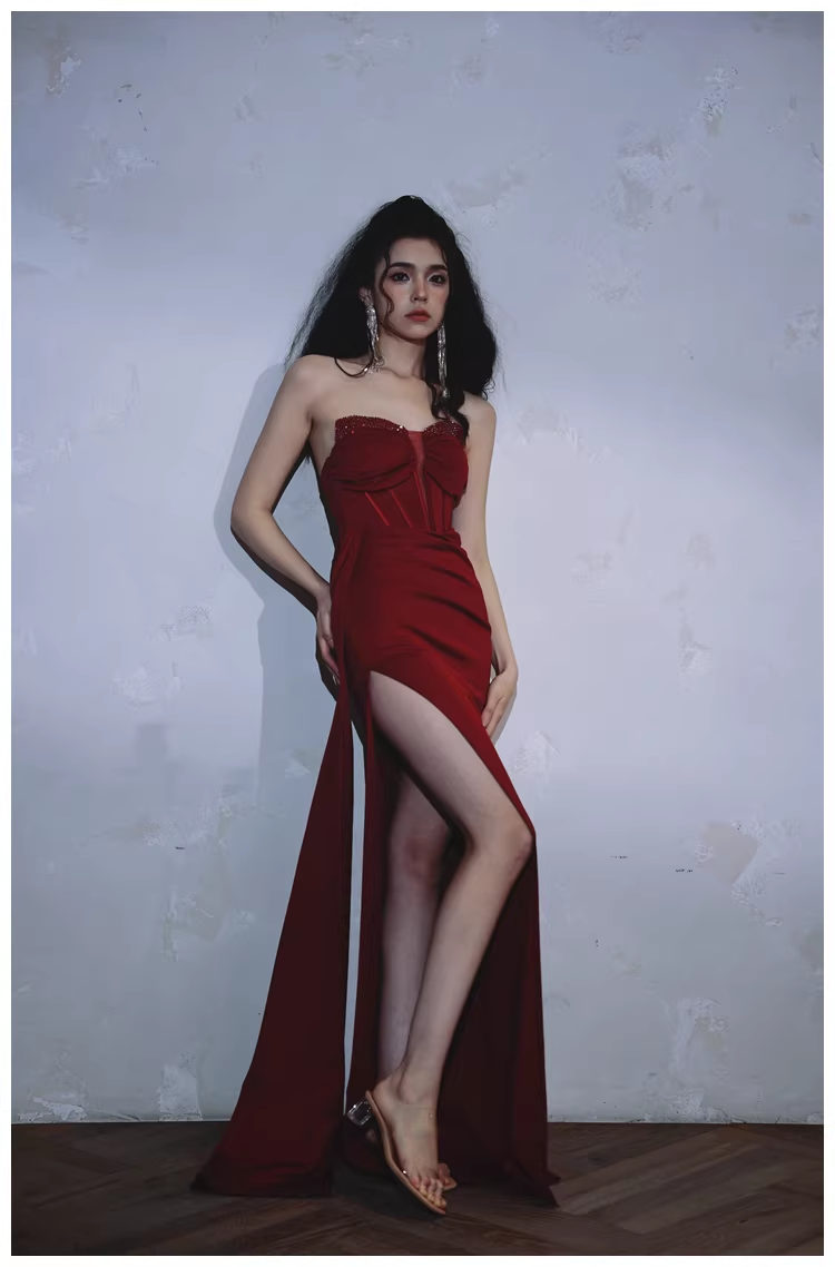 Sexy Burgundy Strapless Satin Pleated Slit Long Evening Dress Formal Wedding Guest Dress