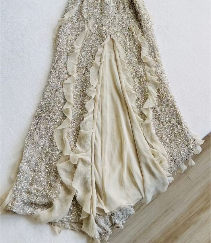Vintage Sequin Beaded Long Evening Prom Dress Slit Ruffles Party Gown