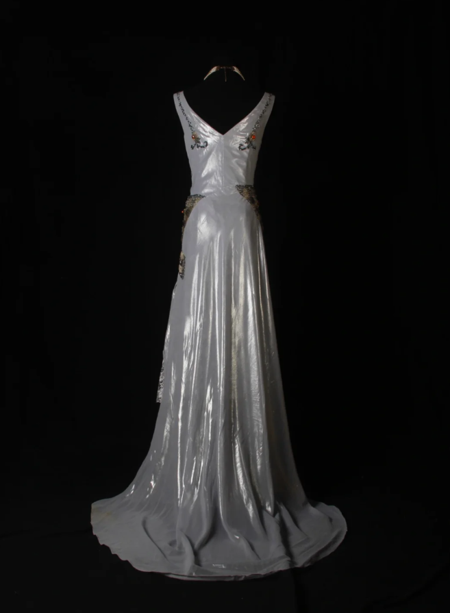 Elegant V Neck Silver Satin Lace Pleated Beaded Evening Dress Long Mermaid Prom Dress