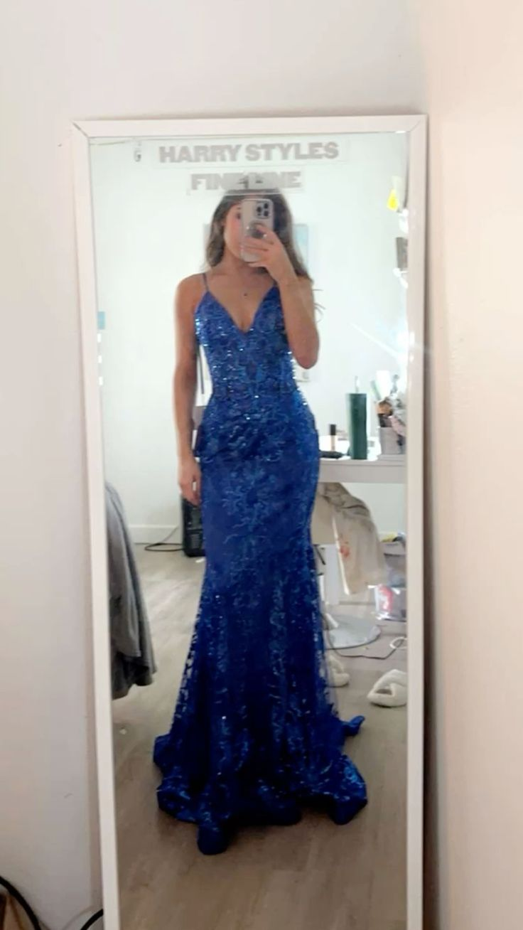 Gorgeous Spaghetti Straps Royal Blue Tulle Sequin Mermaid Evening Dress Long Wedding Guest Dress
