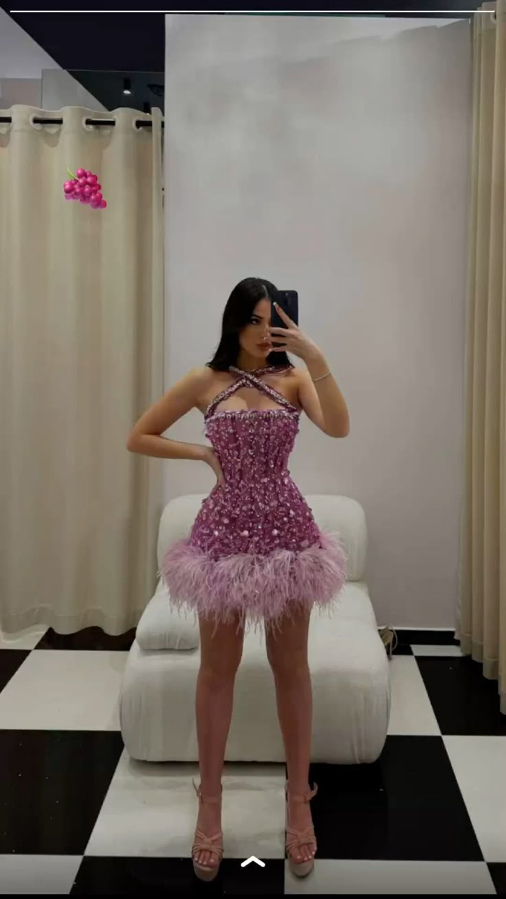 Elegant Hot Pink Halter Sequins Feathers Cocktail Dress Short Homecoming Dress Birthday Outfits