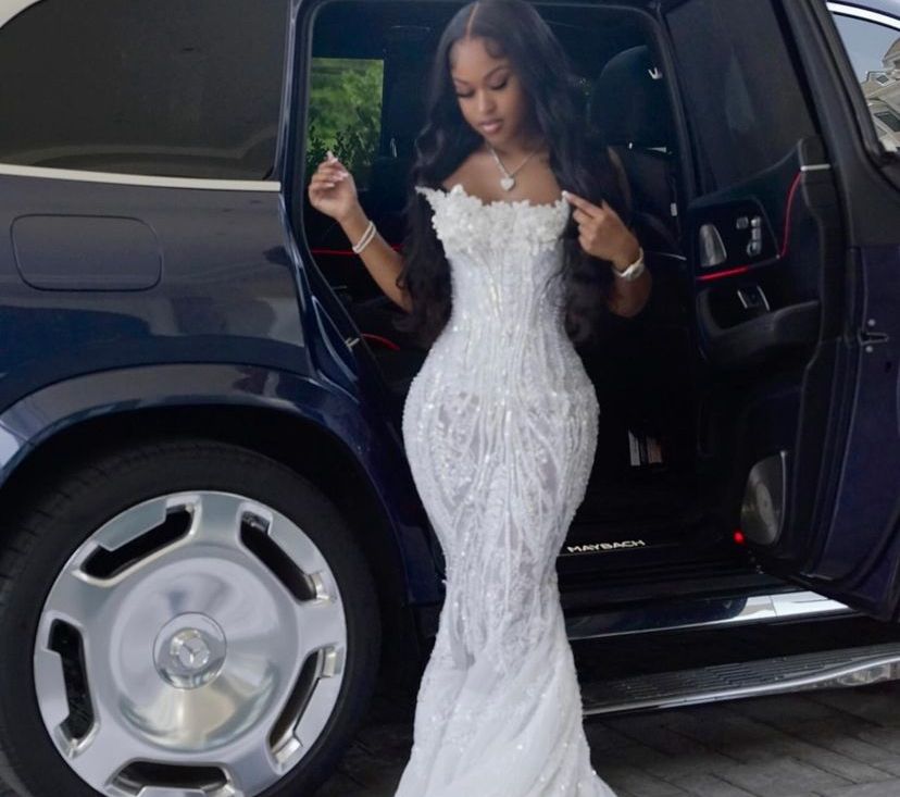 Luxury Fantasy White Mermaid Long Trailing Sequin Prom Dress Evening Dress