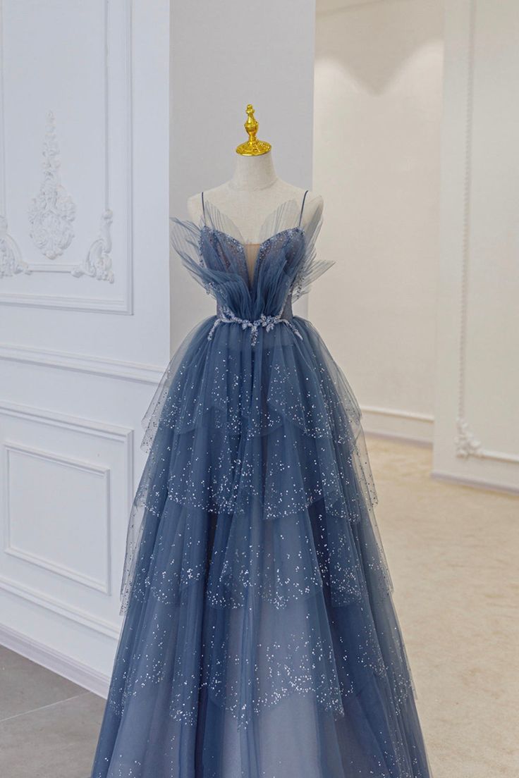 Luxury A line Spaghetti Straps Grey Blue Floor Length Prom Dresses