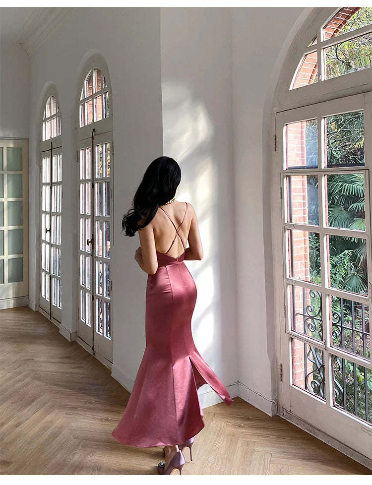 Vintage Red Brown Mermaid Deep V Halter Backless Satin Long Prom Dress Evening Dress