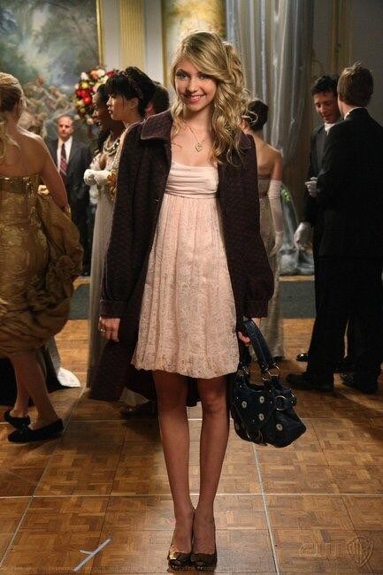 Sweet And Elegant Light Pink Suspender Lace Bow Bud 16th Birthday Homecoming Dress