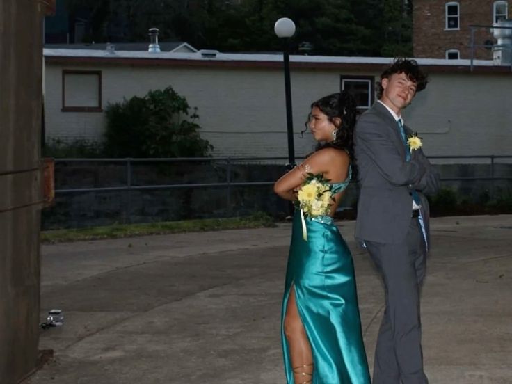 Elegant Turquoise Deep V Halter Neck Satin Slit Long Prom Dress Evening Dress