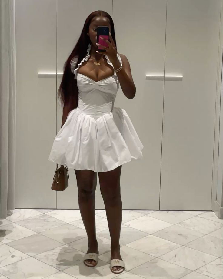 Sweet White Halter Neck A-Line 17th Birthday Homecoming Dress