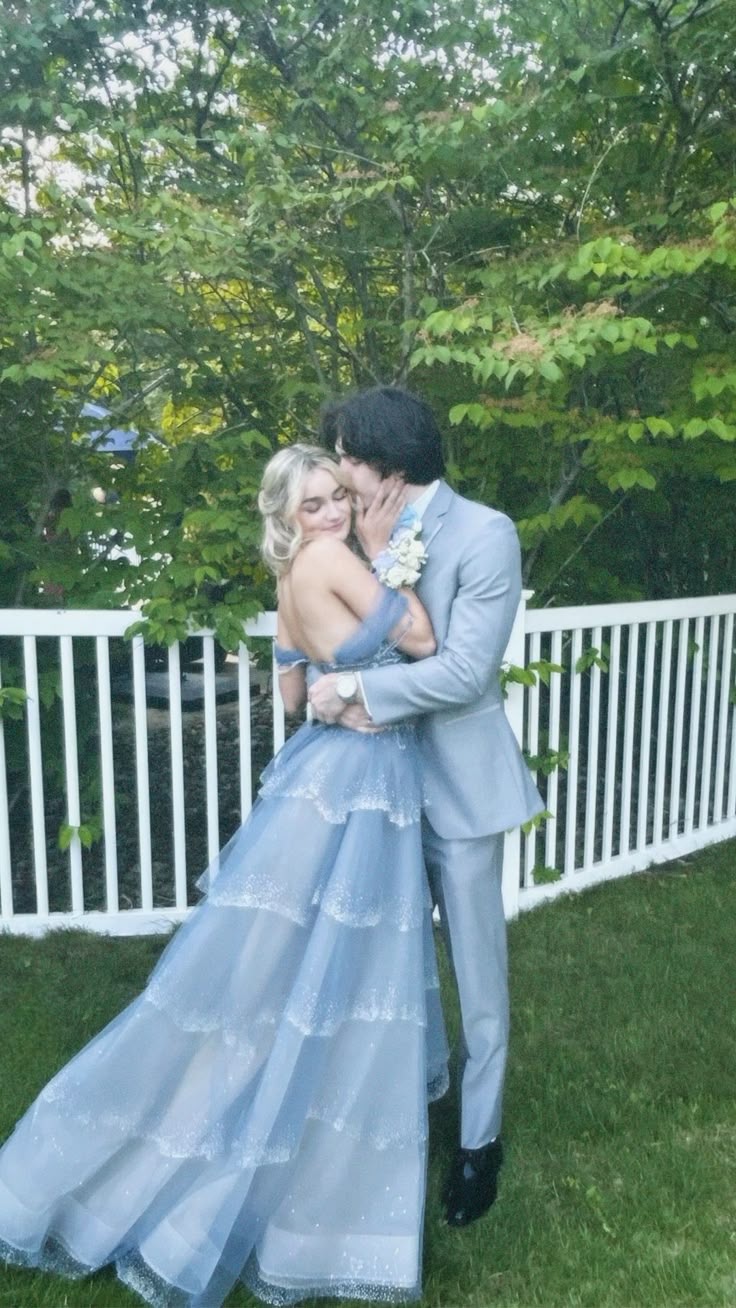 Princess Blue Off-shoulder Layered Tulle Long Ball Gown Evening Dress