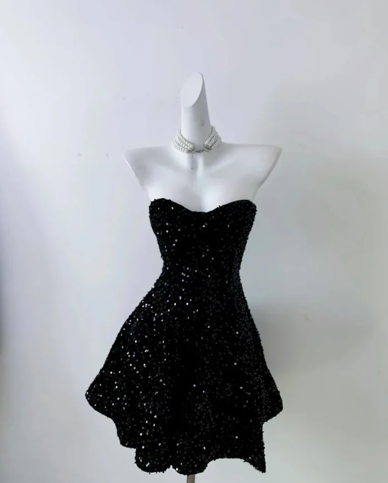 Charming A Line Strapless Sequin Homecoming Dress Black Short Graduation Dress 18th Birthday Party Dress