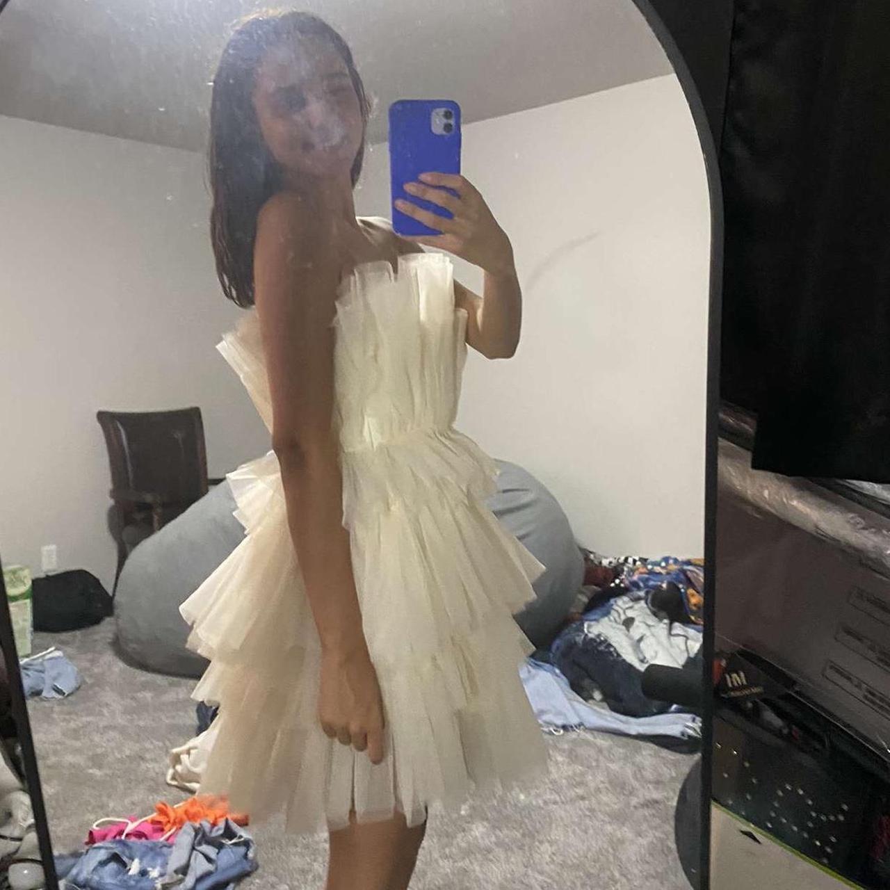 Dreamy Off-white Multi-layered Mesh Skirt With Waist 17th Birthday Homecoming Dress