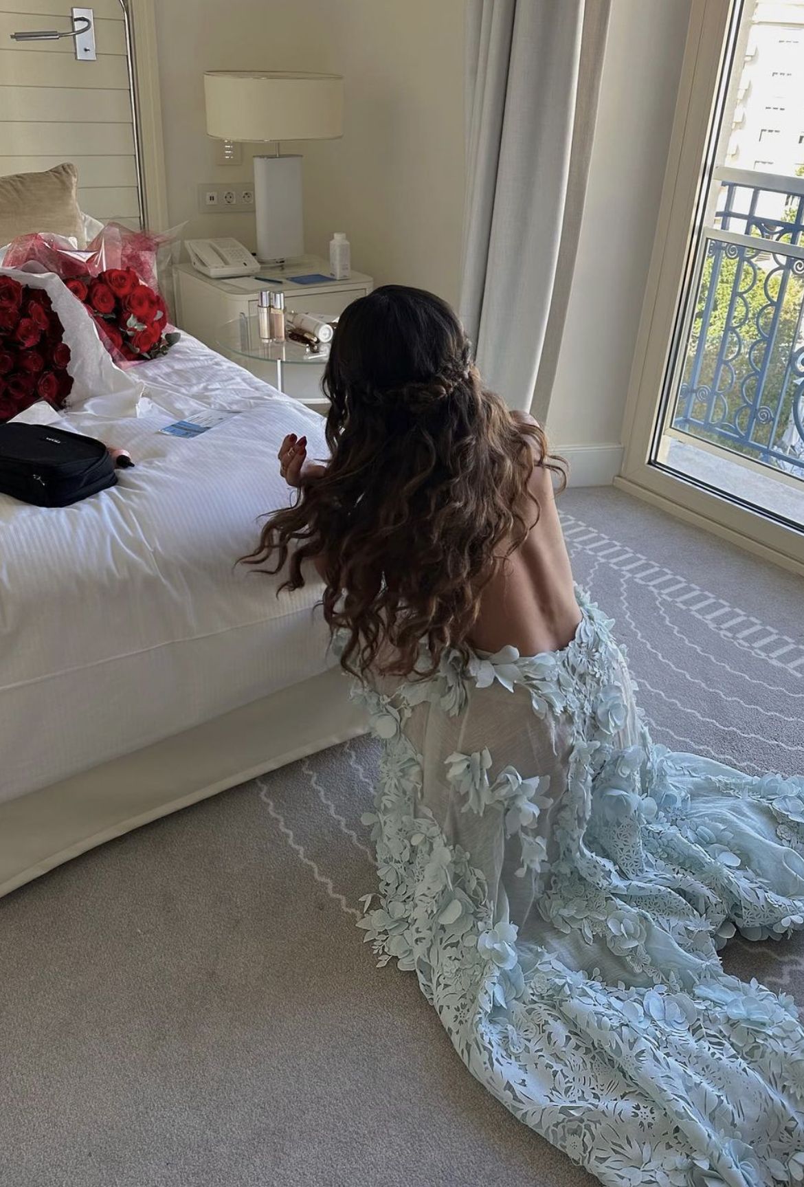 Sexy Light Blue Slim-fitting Halter Neck 3D Flower Backless Lace Long Prom Dress Evening Dress