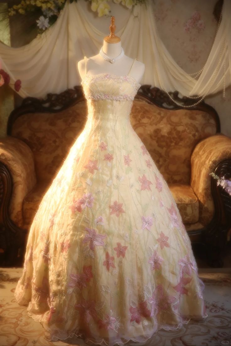 Vintage Yellow A-line Spaghetti Strap Beaded Floral Satin Long Prom Dress Evening Dress