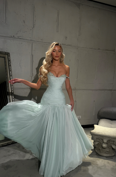 Elegant Mint Green A-line Off-shoulder Chiffon Long Prom Dress Evening Dress Bridesmaid Dress
