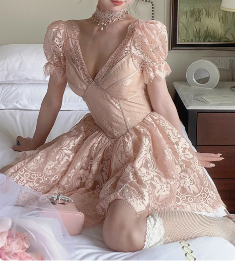 French Palace Lace V-neck Short Sleeve A-line Pink 17th Birthday Homecoming Dress