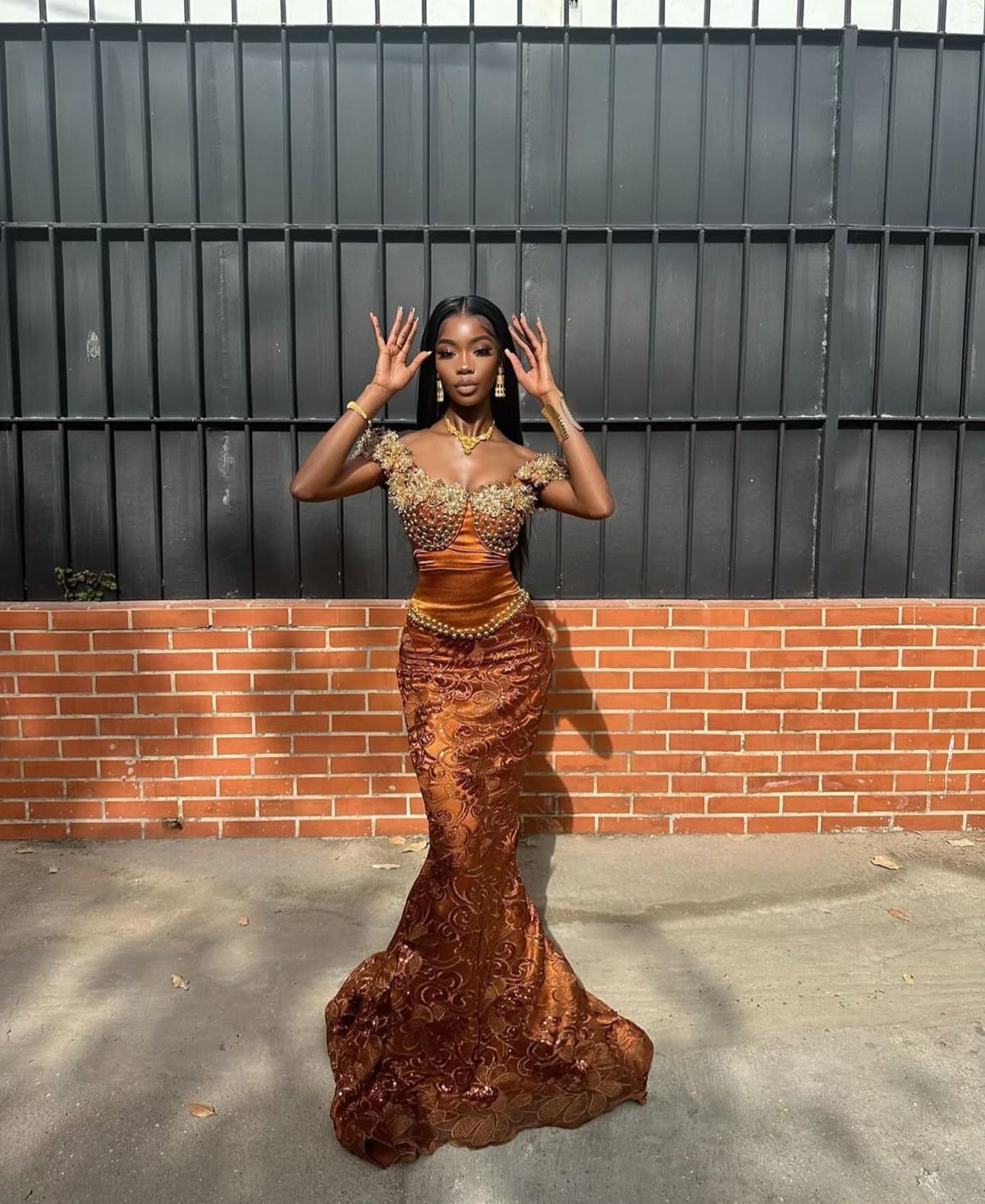 Luxurious Gold-Bronze Off-The-Shoulder Beaded Jacquard Mermaid Long Prom Dress Evening Dress