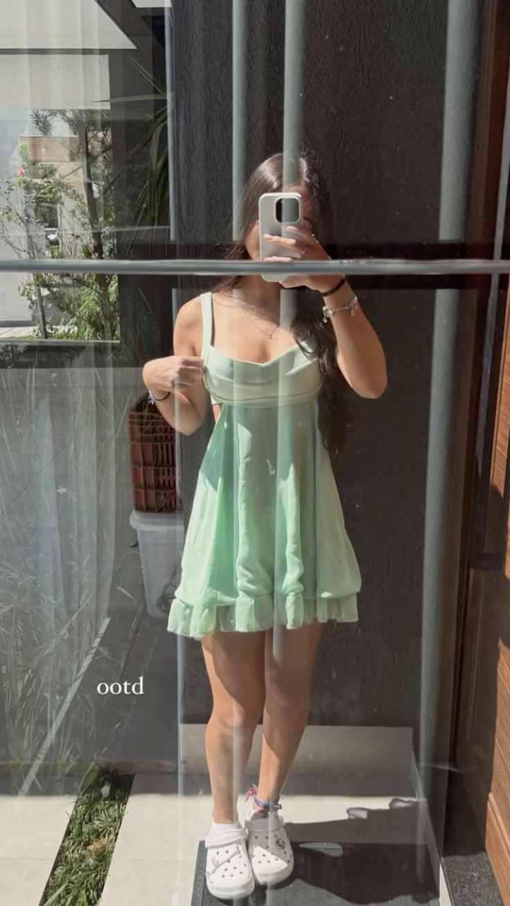 Fresh Light Green Shoulder Strap Waist Hollow Mini 16th Birthday Homecoming Dress