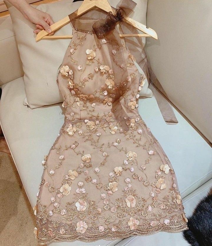 Elegant Nude Pink Halter Neck 3D Flower Mesh 16th Birthday Homecoming Dress