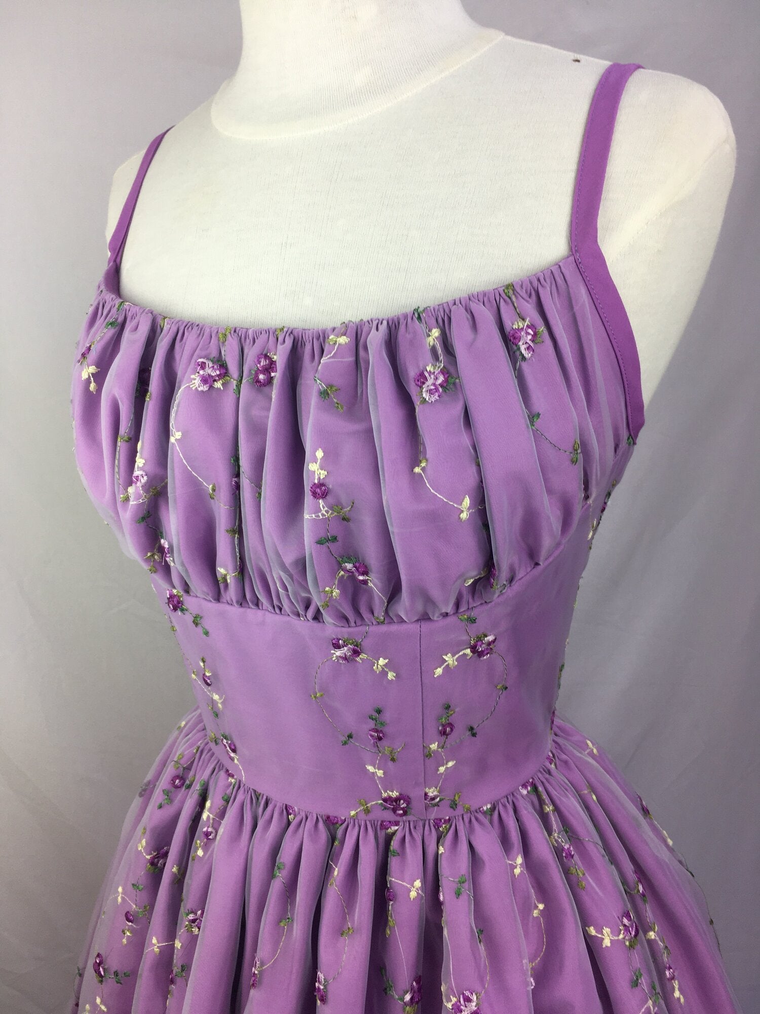 Sweet Purple Flower Embroidery Waist A-line 16th Birthday Homecoming Dress