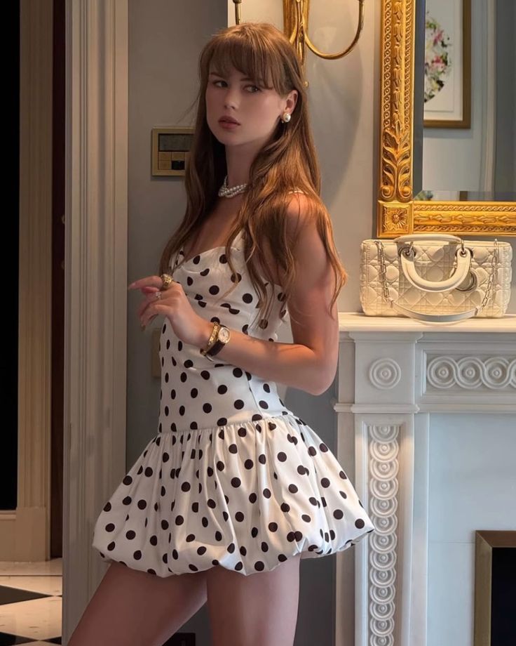 Sweet Polka Dot Sleeveless Flower Bud 16th Birthday Homecoming Dress