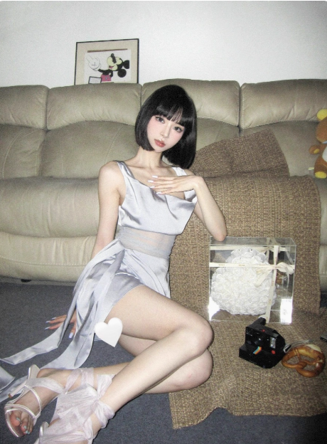 Sexy Swing Neck Silver Satin Splicing Mesh Suspender 17th Birthday Homecoming Dress