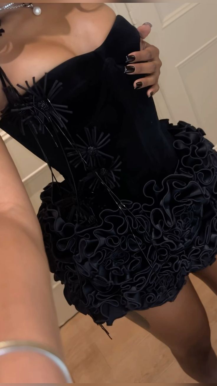 Sexy black halter neck lace skirt 17th birthday homecoming dress