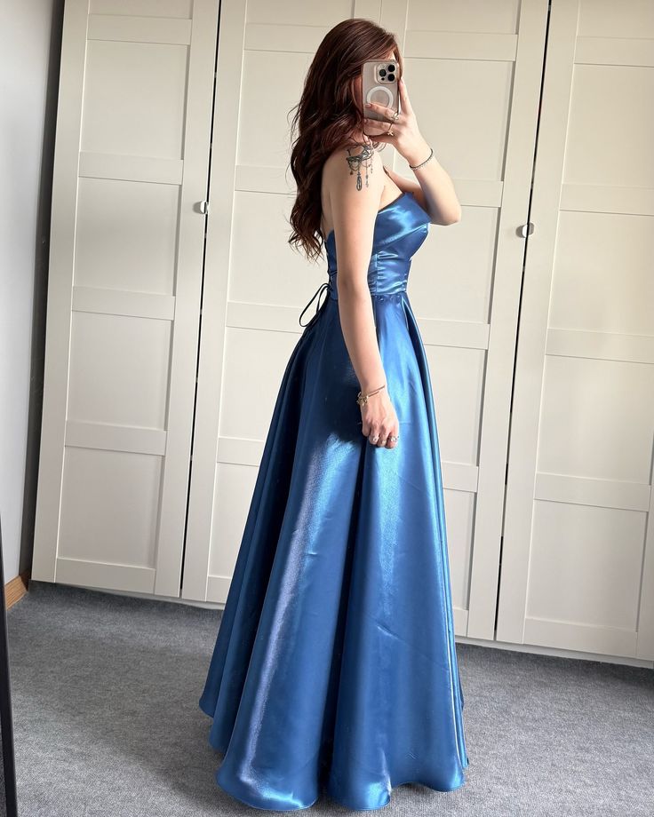 Elegant Royal Blue A-Line Strapless Ribbon Satin Long Prom Dress Evening Dress Bridesmaid Dress
