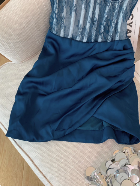 Sexy Lace Patchwork Tube Top Pleated Hip-hugging Birthday Skirt Homecoming Dress
