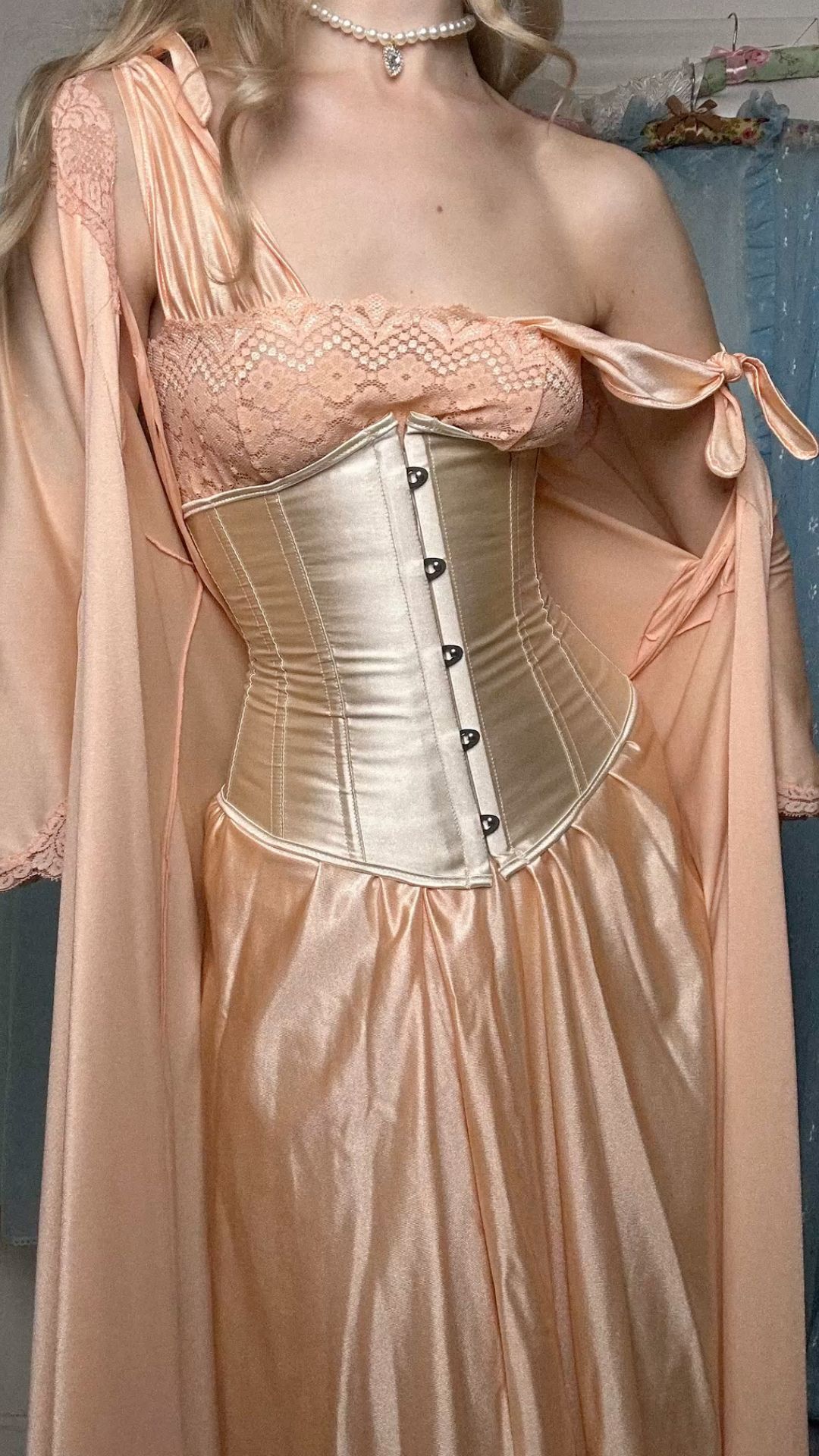 Vintage Court Orange Pink Lace Trimmed Satin Long Prom Dress Evening Dress