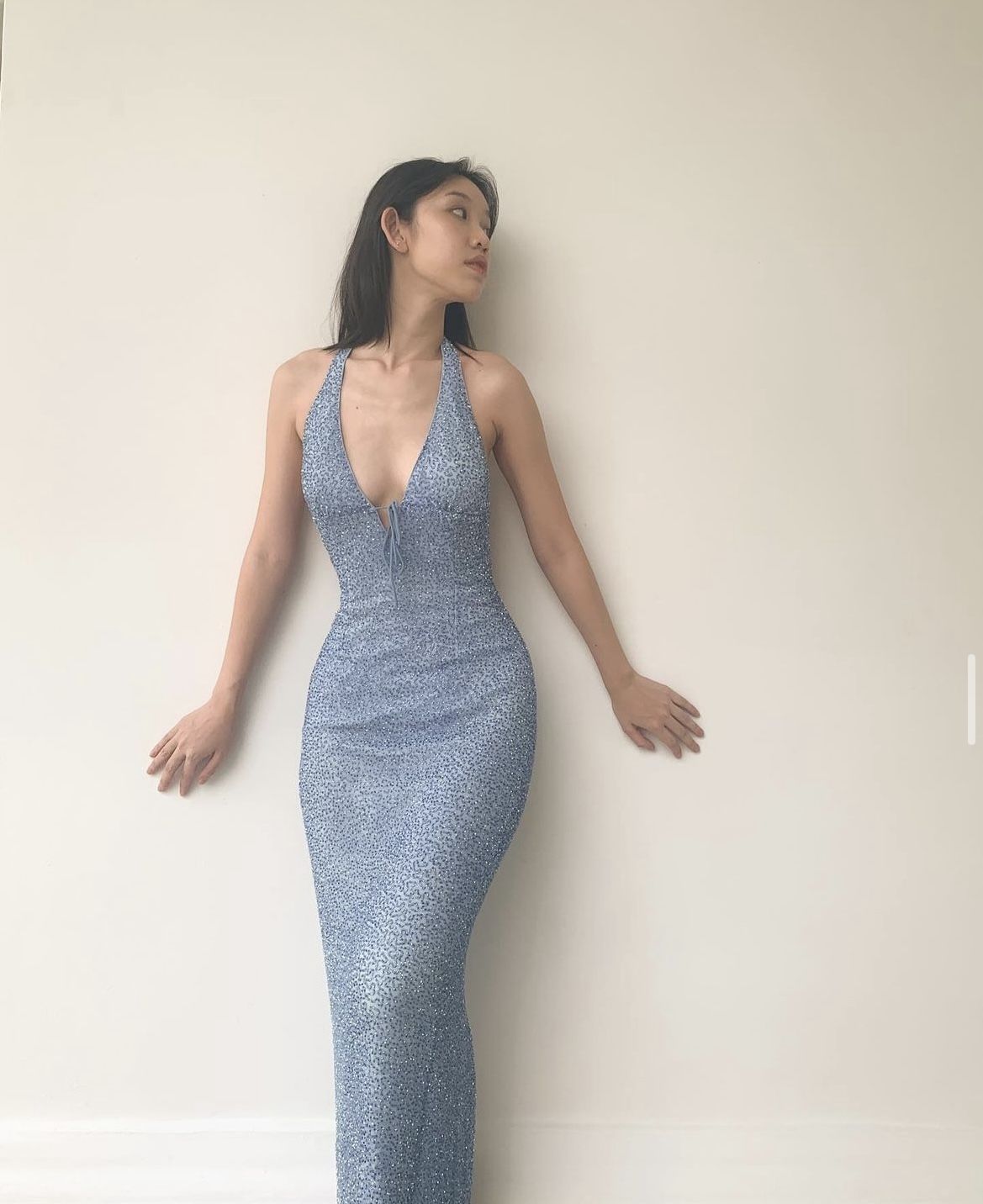 Simple Light Gray Blue Mermaid Halter Neck V-neck Sequined Long Prom Dress Evening Dress