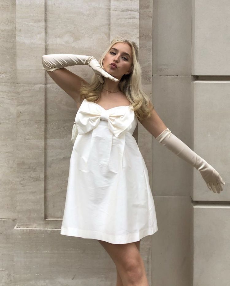 Sweet White Suspender Bow Loose Satin Birthday Party Homecoming Dress