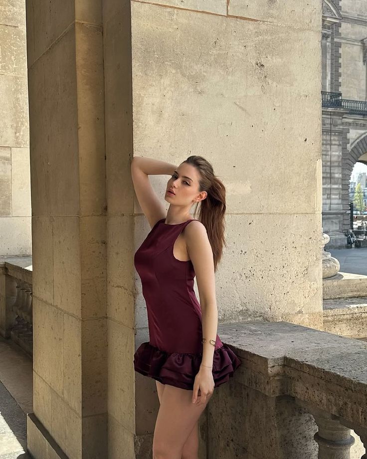 Elegant Burgundy Round Neck Sleeveless Flower Bud Satin Birthday Party Homecoming Dress
