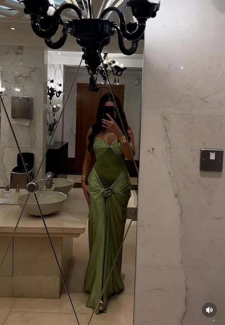 Sexy Olive Green Mermaid Sweetheart Neck Knot Satin Long Prom Dress Evening Dress