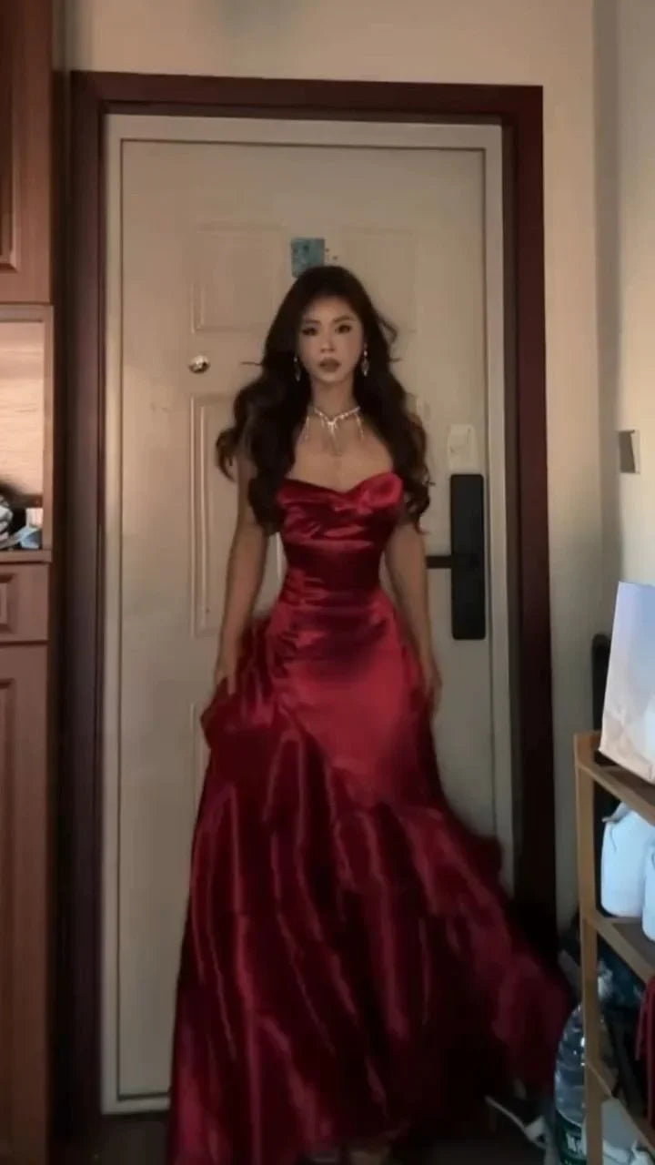 Vintage Elegant Burgundy Mermaid Ruffled Satin Long Prom Dress Evening Dress