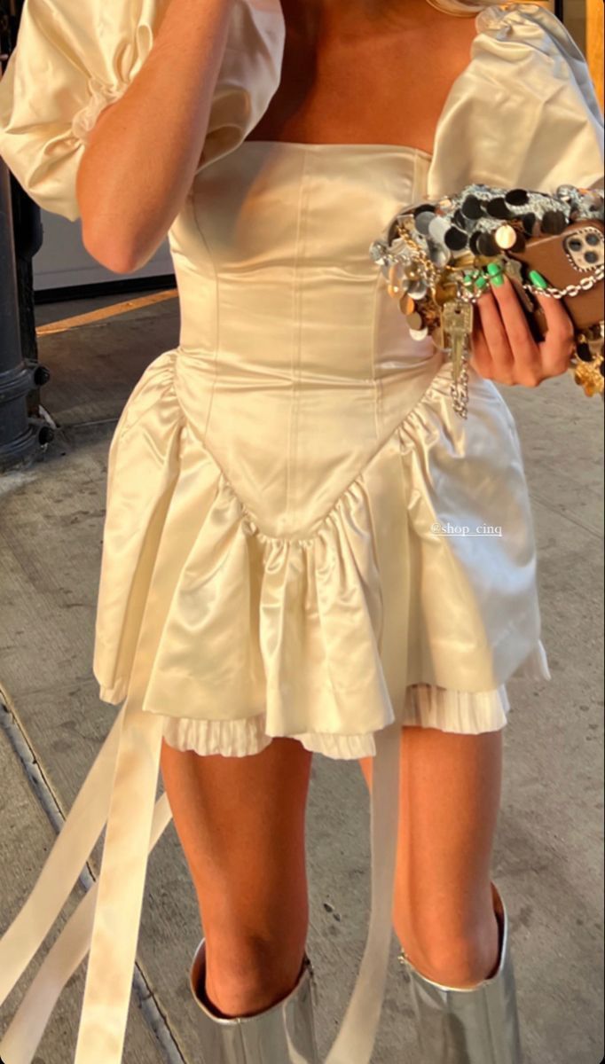 Palace Retro White Puff Sleeve Ribbon Satin Birthday Short Skirt Homecoming Dress