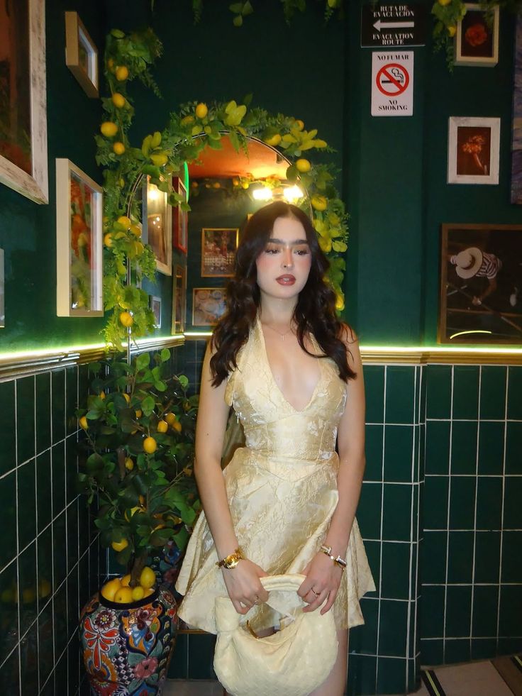 Vintage Light Yellow Deep V Halter Neck Dark Pattern Jacquard Satin A-line Birthday Party Homecoming Dress
