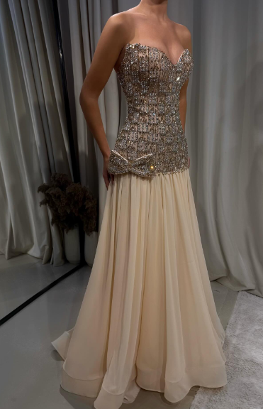 Luxurious Champagne Sweetheart Neck A-line Diamond-Embellished Bow Chiffon Long Prom Dress Evening Dress