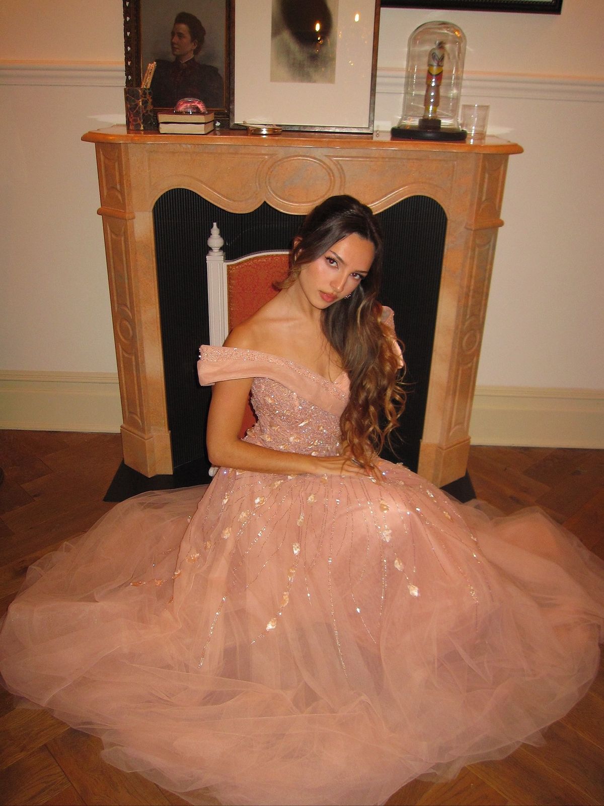 Princess Pink Off-the-shoulder V-Neck Sparkling Diamond Tulle Train Prom Dress Evening Dress