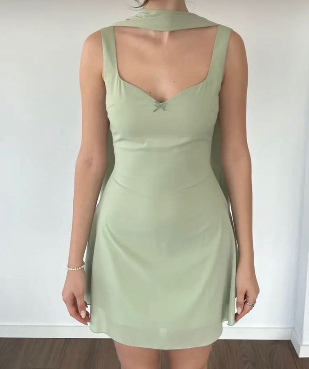 Elegant Light Green Backless Slim Chiffon Birthday Party Homecoming Dress