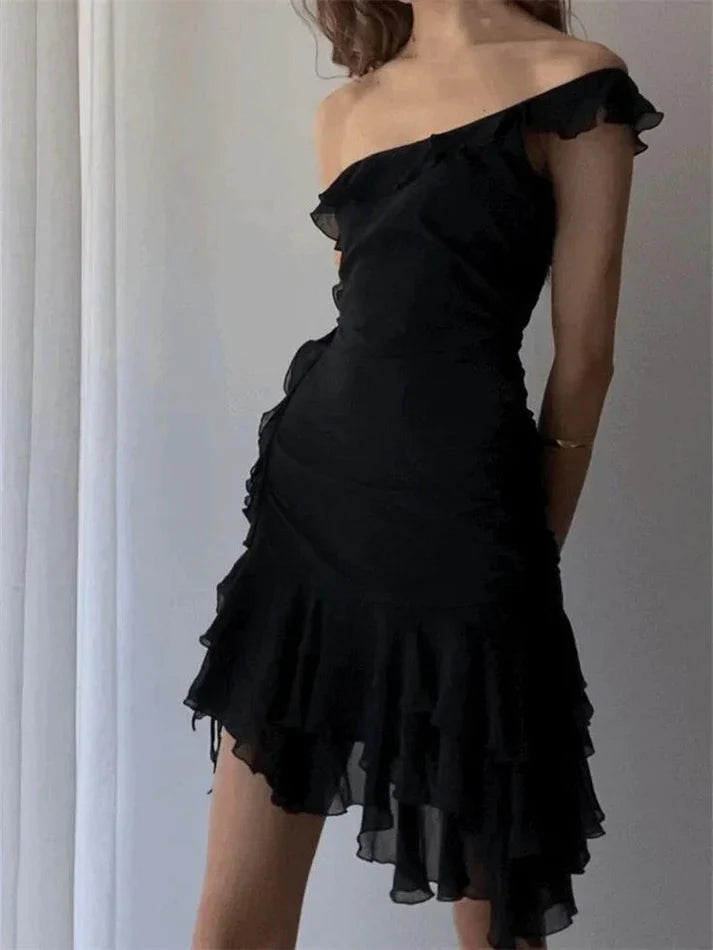 Elegant Black One-shoulder Ruffled Irregular Waist Chiffon Short Birthday Dress Homecoming Dress