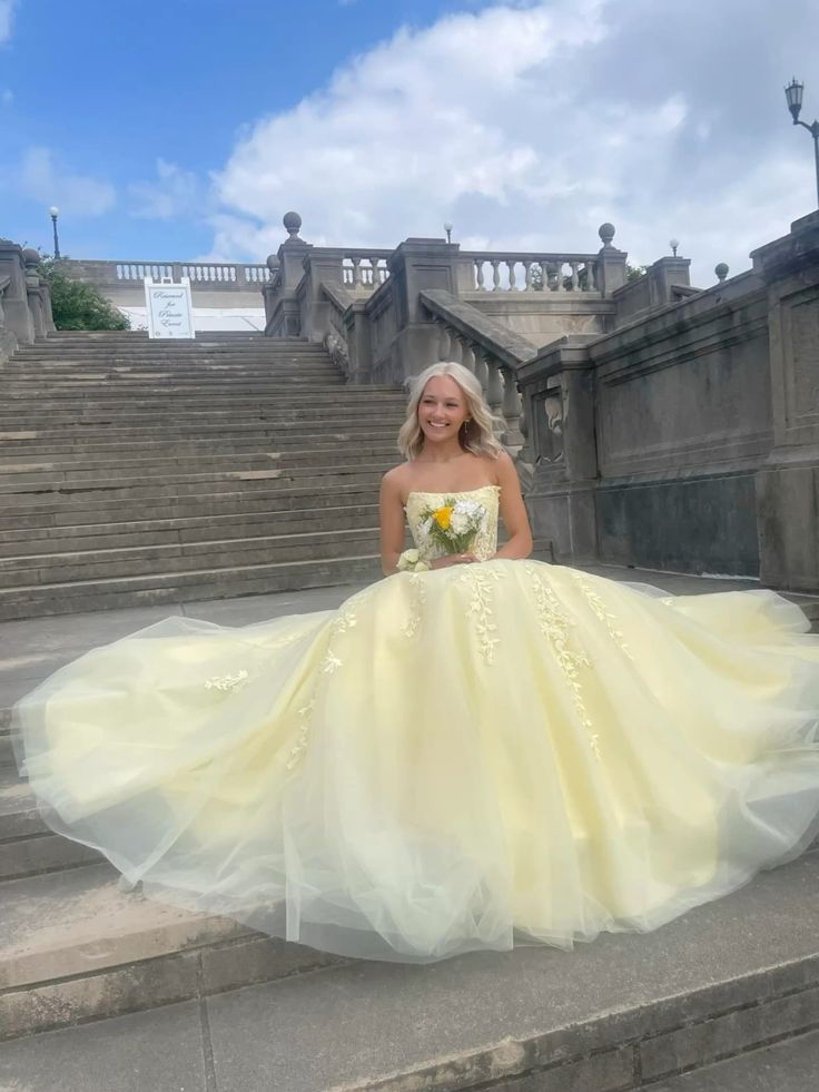Sweet Yellow A-line Tube Top Embroidered Tulle Long Prom Dress Evening Dress