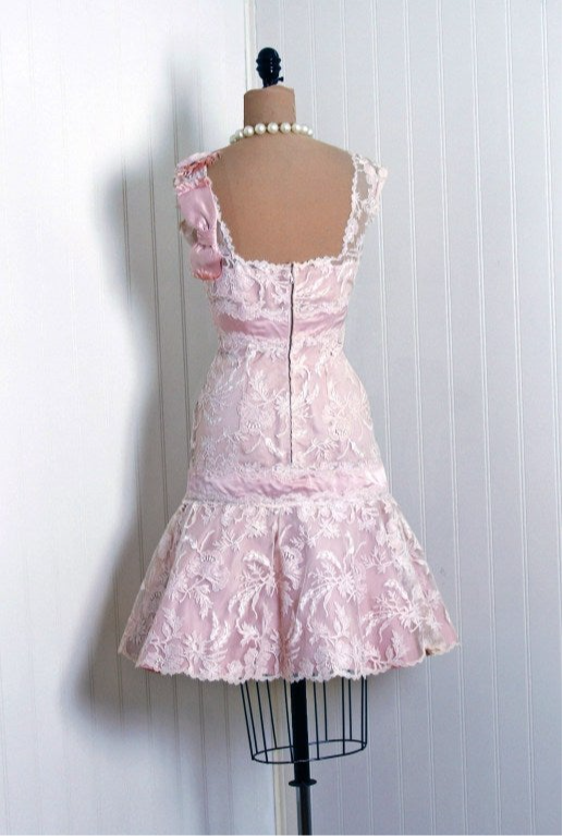 Vintage Light Pink Square Neck Lace Waist Mini 17th Birthday Homecoming Dress