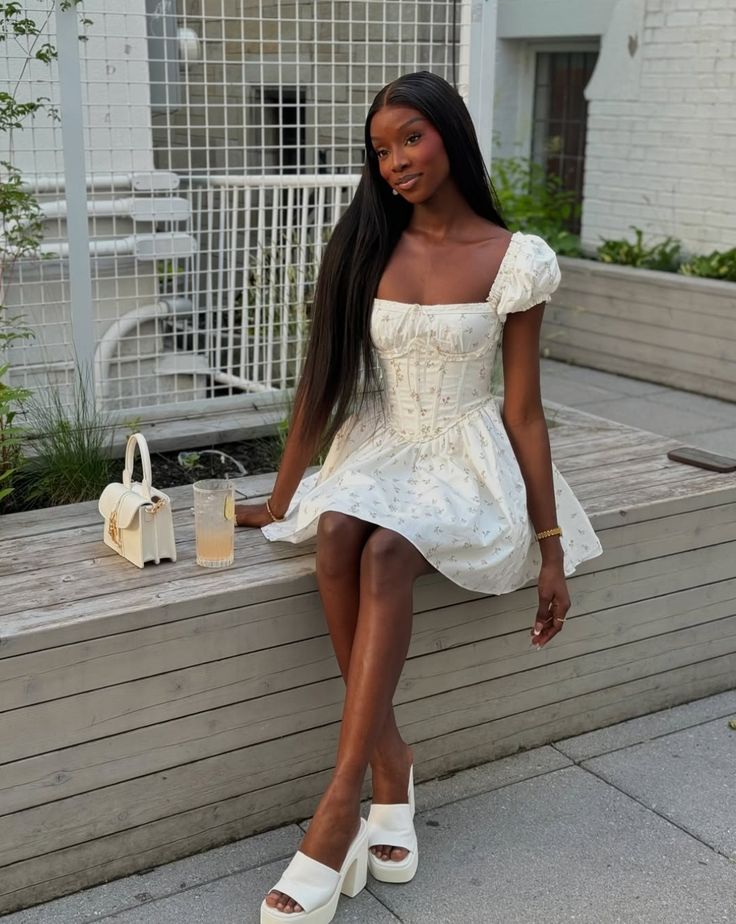 Sweet White Small Floral Puff Short Sleeve Waist A-line 16th Birthday Homecoming Dress